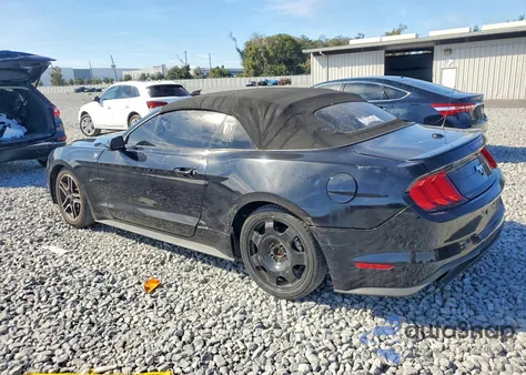 2018 Ford Mustang z USA, uszkodzony, nr VIN 1FATP8UH2J5109559